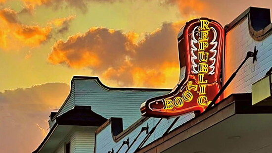 Photo Courtesy of Chris Conrad | Republic Wine Castle