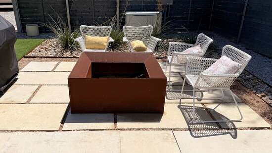 Casa Washa made the pavers look brand new again.