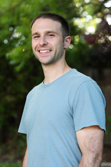Dr. Ari Katz is a physician at Banner Peak Health in Walnut Creek. (Photo by Simone Rotman)