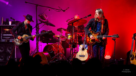 Wood Brothers ripping chords at the Rialto