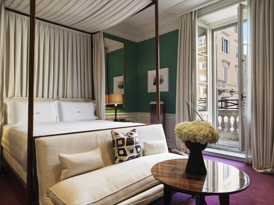 Master room at J.K. Place Roma. Photo by Christos Drazos.
