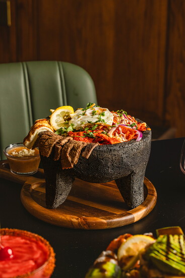 Chilaquiles en Molcajete