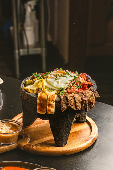 Chilaquiles en Molcajete