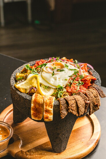 Chilaquiles en Molcajete