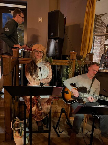 Live music brings extra flavor to the night at The Vick