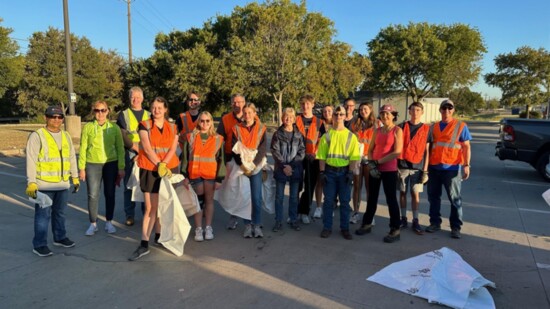 Rotary Club of Dripping Springs Gives Back