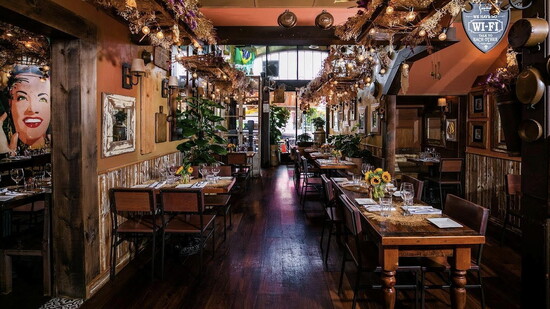  Samba Montclair Interior