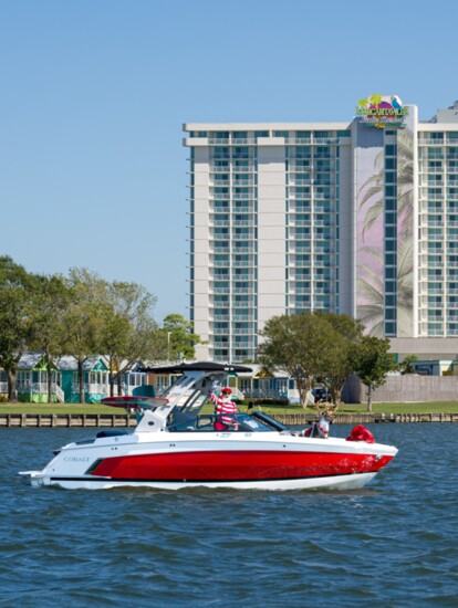 Rinker’s Boat World is on Lake Conroe with the 2023 Cobalt R6 SURF Boat. Call (936) 448-BOAT for details.