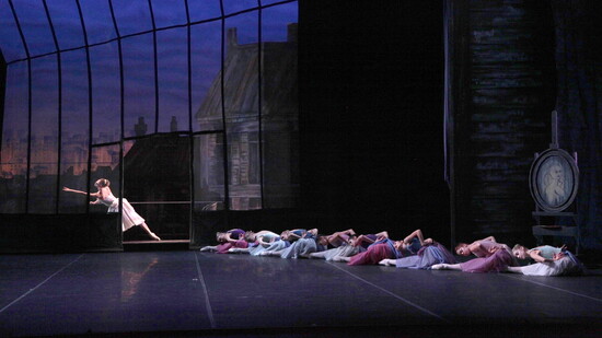 The Two Pigeons, Choreography by Sir Frederick Ashton; music by Andre Messager – Program Three: December 18-29 (Photo: Frank Atura).