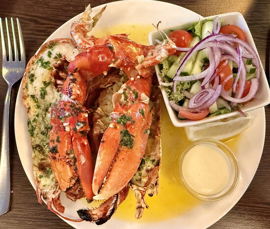 At Samphire in Inverary, the lobster comes straight from Loch Fyne which borders the town. 