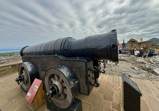The massive siege cannon Mons Meg was given to King James II in 1457. 
