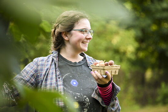 Alena Zavodny and just-picked figs