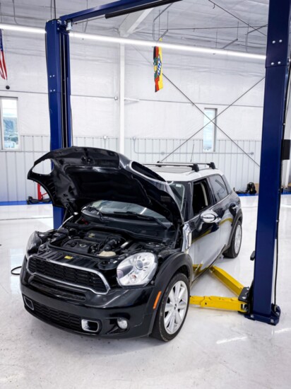 MINI service and repair is one of Bavarian Werstätte's specialties