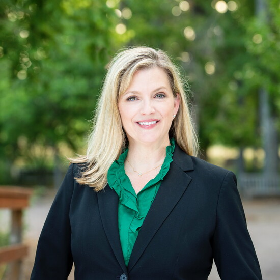 Photo Credit: Autumn Burke Photography, Julia Romanow