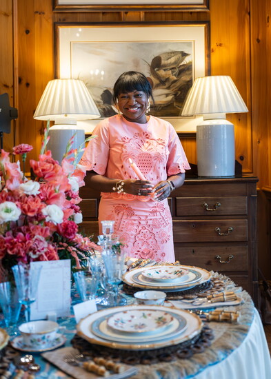 Table design by Cheryl Luckett. Tableware by Replacements, Ltd. and florals by Shirley Elva Florals.