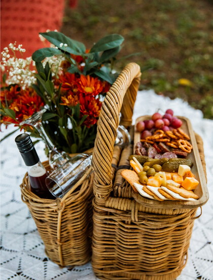It's not too late to enjoy a cozy picnic with your favorite bottle! Just grab some fuzzy blankets and wear your favorite hoodie. 