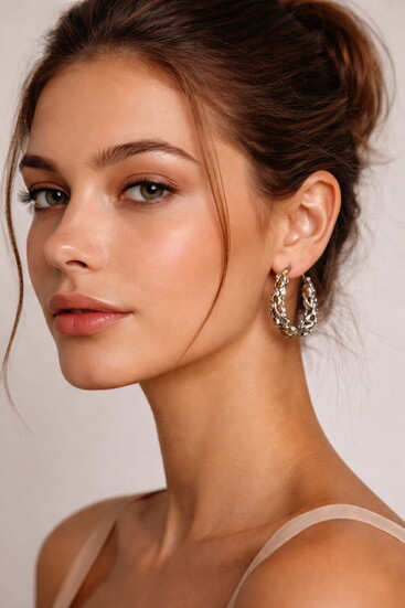 Brenda Smith with celebrity stylist Michael O'Connor at awards evening 