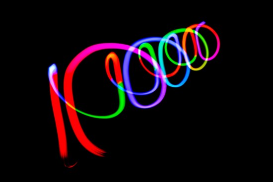 Brilliant neons colors and sculptural shapes by Robin Van Pelt