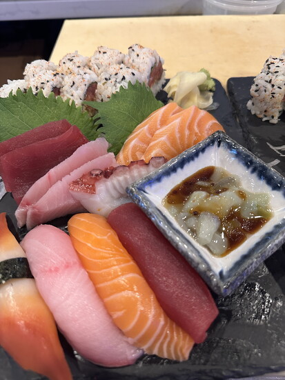 Arashi Yama Sushi & Hibachi Lounge: Creative and Fresh Sushi