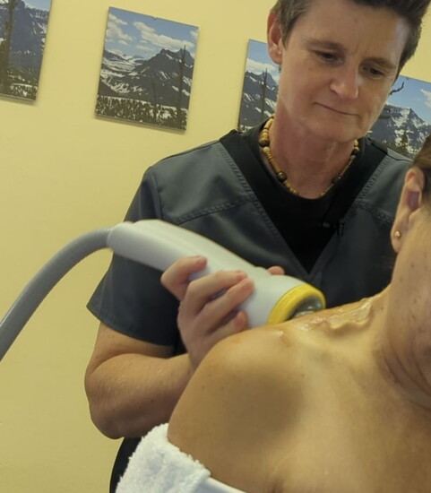 Momentum Rehab and Chiropractic: Lymphedema Therapy with Softwave TRT