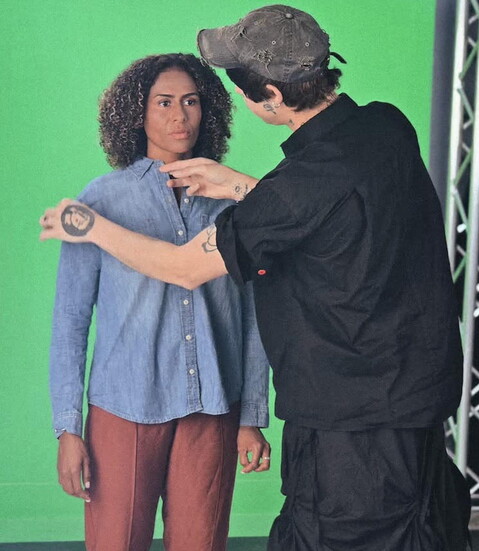 Stephens styling on a shoot with Knack Factory.