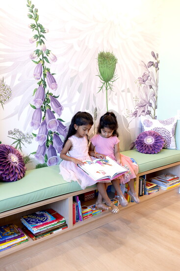 Kids waiting and reading area.