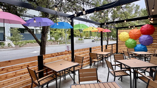 Crawlspace Gastropub’s Festive Patio