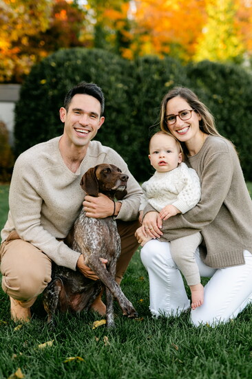 Jake and his wife Lauren, with their older child and dog. Photo provided by Jake Rosenblum. 