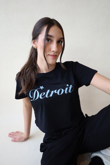OMONI Detroit Tee