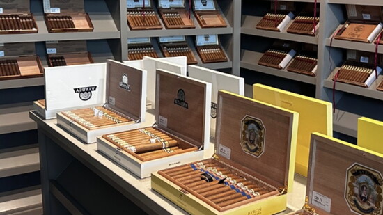 Chicago Cut Cigar Lounge