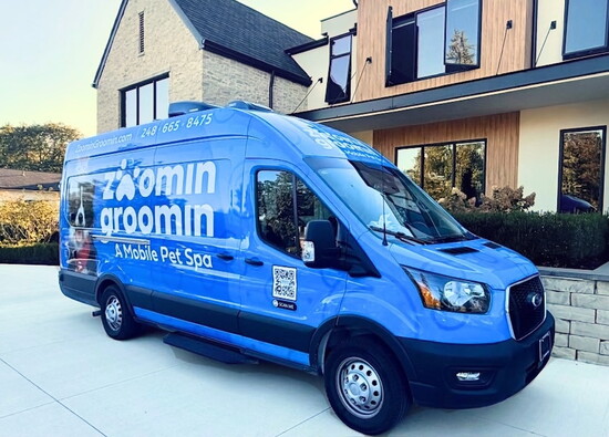 Zoomin Groomin