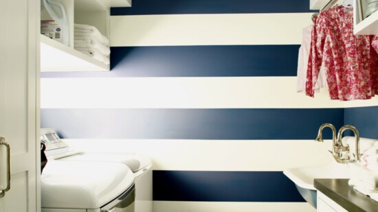 laundry_room_with_striped_wall-r-550?v=1