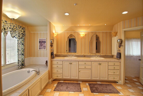 Photography by Ruth Ann (Rudy) Bruner, Originally listed by Sears Real Estate