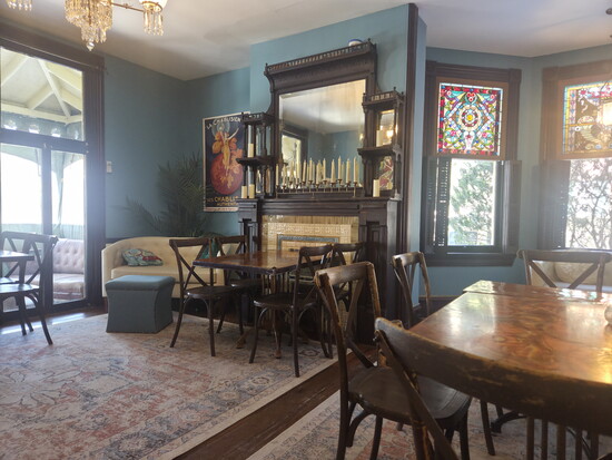 A dining space at the Vandiver Inn. Photo Credit: Jennifer Waldera