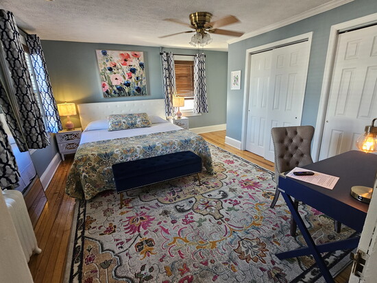 Inside a room at the Vandiver Inn. Photo courtesy of Vandiver Inn.