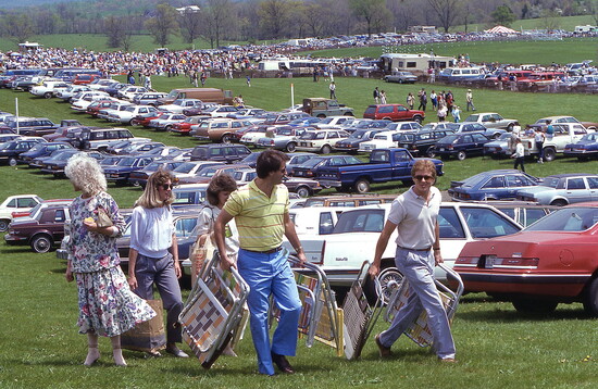 Spectators arriving at the Virginia Gold Cup in the early 1980s. Douglas Lees Photo