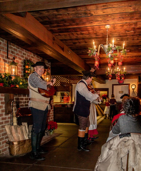 Musicians at Michie Tavern. Photo courtesy of Michie Tavern.