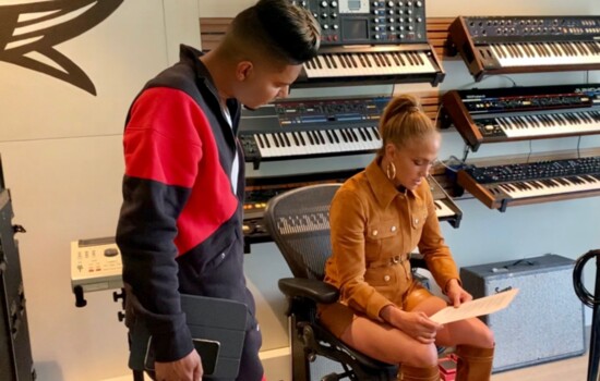 Stevie Mackey and Jennifer Lopez during rehearsal