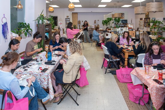 Embroidery Babes in action 