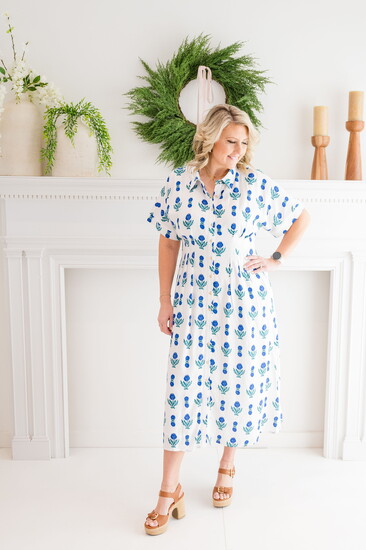 Ashley Owings modeling this year's fashion trends for women. Photo Credit: Jennifer Sawyer Hathaway 
