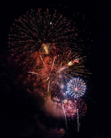 Enjoy a fireworks show at locations across Sumner County.