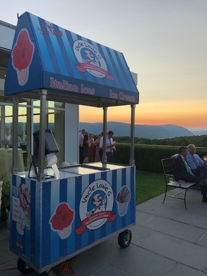 Uncle Louie G's mobile cart