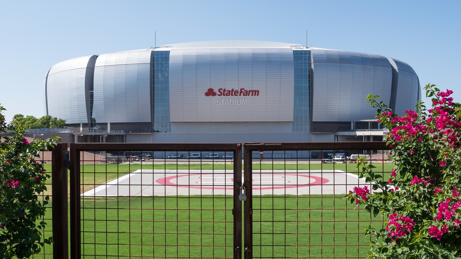 Good eats to enjoy at State Farm Stadium during Super Bowl LVII