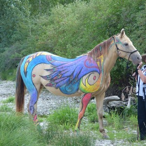 mag%20suzanne%20with%20her%20painter%20mare%20during%20the%20equine%20art%20extravaganza-300?v=1