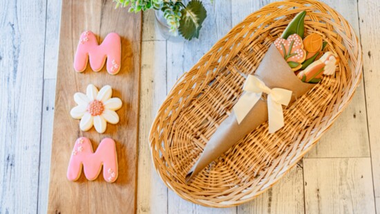 Mother's Day cookies and cookie bouquet.