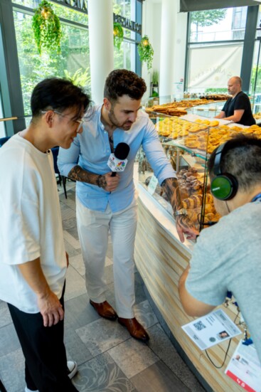 Food blogger Richard Chao gets tips from Kévin D'Andréa on finding the perfect pastry at L’Eclair de Marius in Paris.