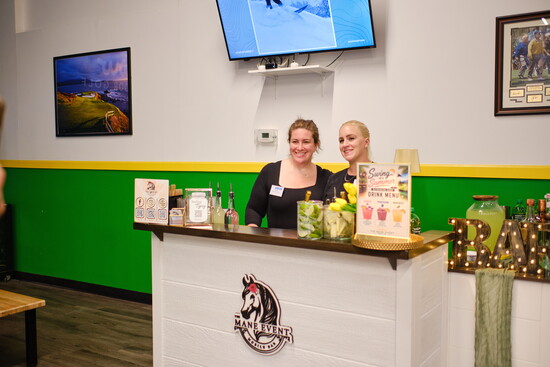 The Mane Event Mobile Bar