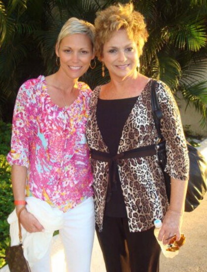 Sarah Wind (Glendale) and her mom Tana Speakerman