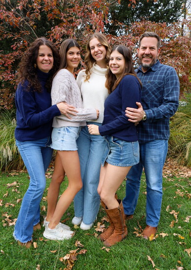 Andrea Maddock and her 3 girls and husband. 