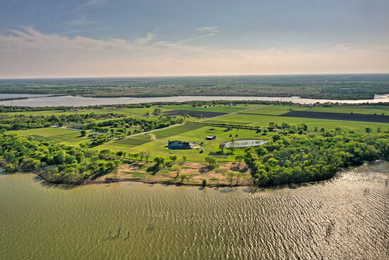 Edge of The Lake Winery